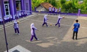 Lapangan Olahraga & Area Aktivitas