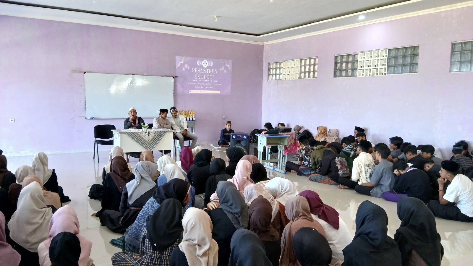 Pesantren Ekologi Ramadhan: Menyatukan Iman, Ilmu, dan Kepedulian terhadap Lingkungan